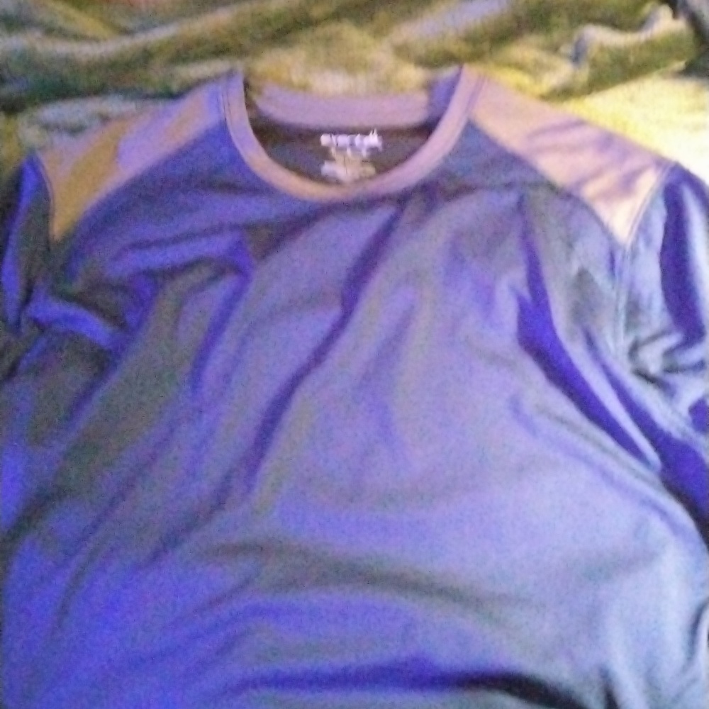 Exertek t-shirt, medium size, athletic material, never worn